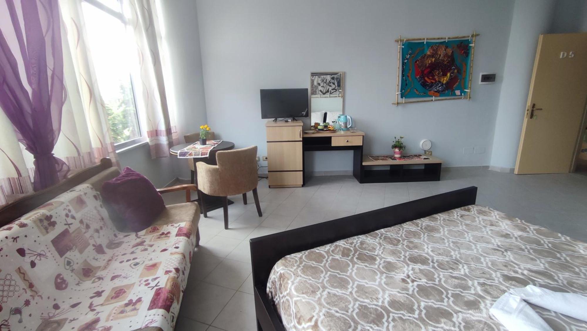 10 Apartmants Olimpia Mir Durres Room photo