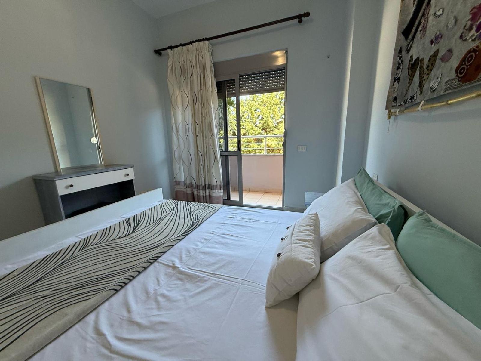 10 Apartmants Olimpia Mir Durres Exterior photo